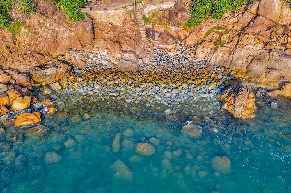 Khung cảnh Bãi đá trứng từ trên cao